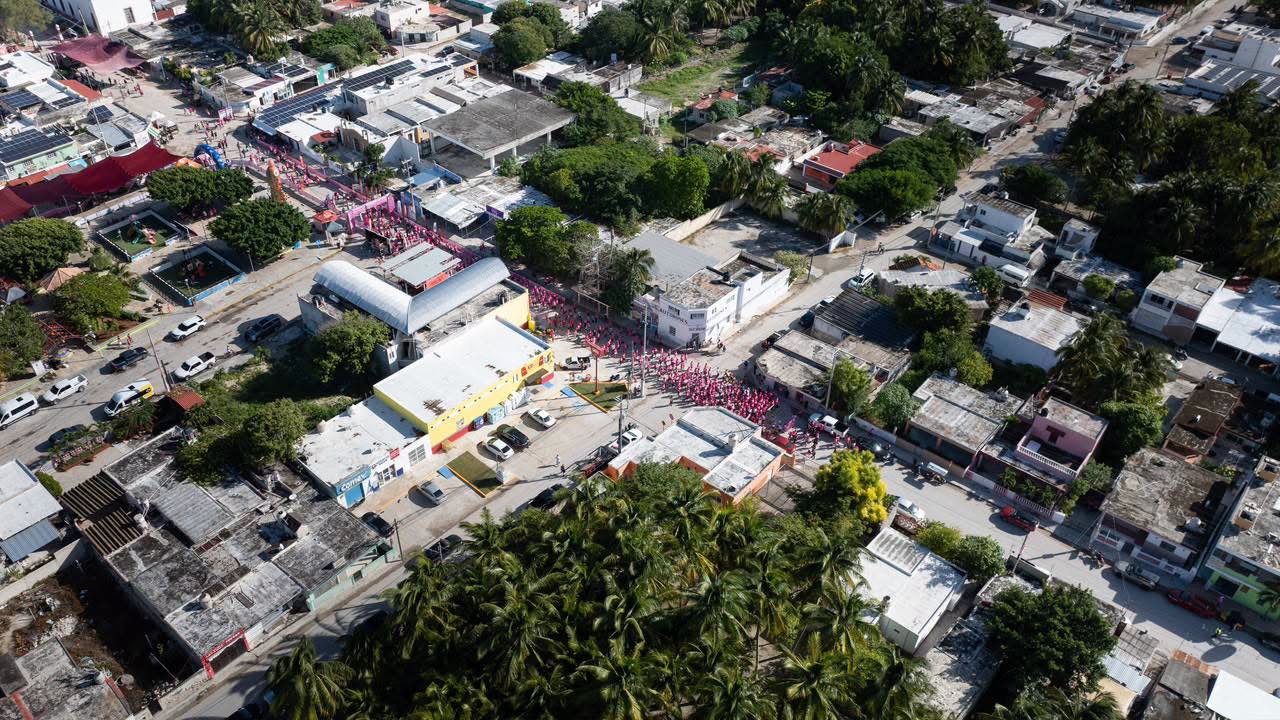Imagen 2 de la publicación de Línea Abierta Yucatán: Mastografías y Papanicolaou gratis al terminar la caminata: la Carrera Rosa llega a Telchac Puerto y el 30 de octubre entregarán 92 prótesis mamarias