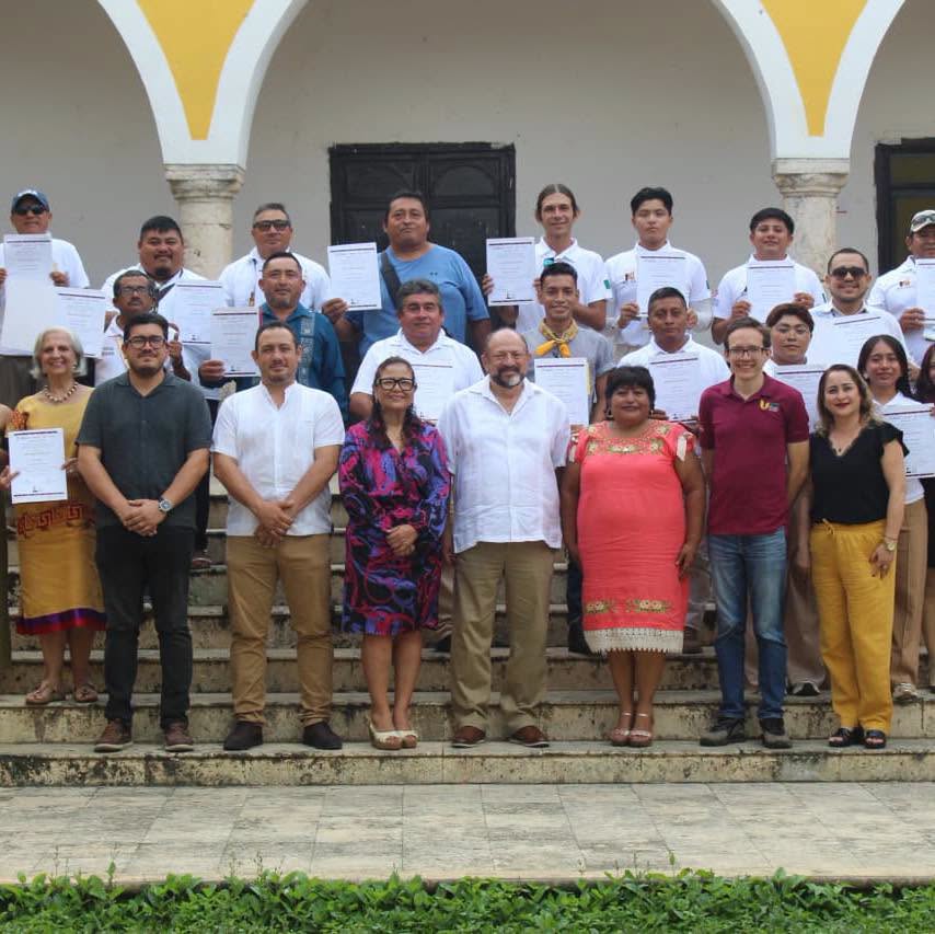 Imagen 2 de la publicación de Línea Abierta Yucatán: Impulsan formación de guías turísticos en Izamal
