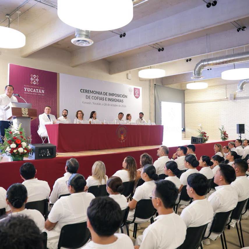Imagen 2 de la publicación de Línea Abierta Yucatán: 82 jóvenes de Kanasín reciben su cofia y entran a los hospitales: estudiantes de Enfermería del Bachillerato Baillères inician sus prácticas clínicas