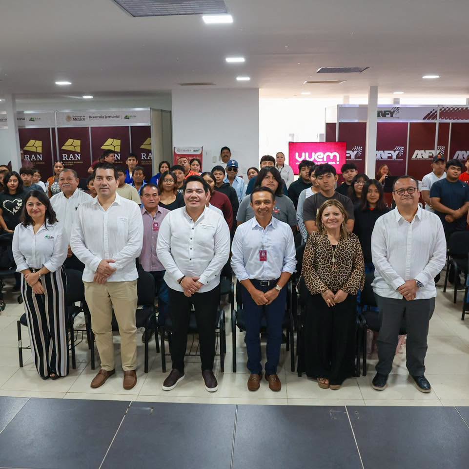 Imagen 4 de la publicación de Línea Abierta Yucatán: Renacimiento Maya acerca trámites estatales y federales a la comunidad universitaria de Maxcanú
