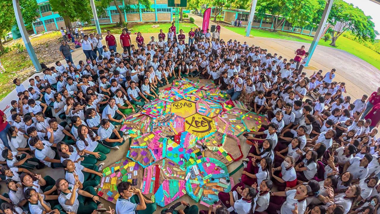 Imagen 4 de la publicación de Línea Abierta Yucatán: Estudiantes de Motul crean “Comando Colmena” para prevenir riesgos digitales en su escuela