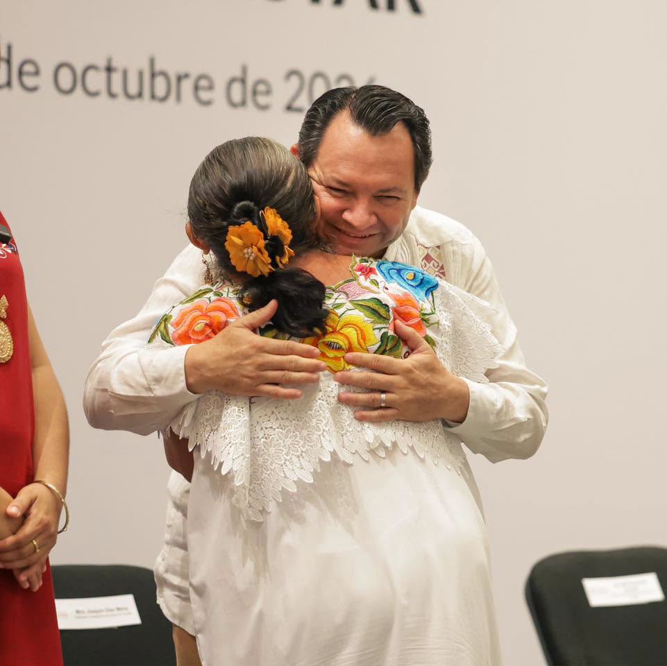 Imagen 2 de la publicación de Línea Abierta Yucatán: Miriam Esther lleva 10 años recibiendo bebés en Tzucacab; hoy el Gobierno la reconoce: 313 parteras tradicionales de 58 municipios recibirán 3 mil pesos cada bimestre