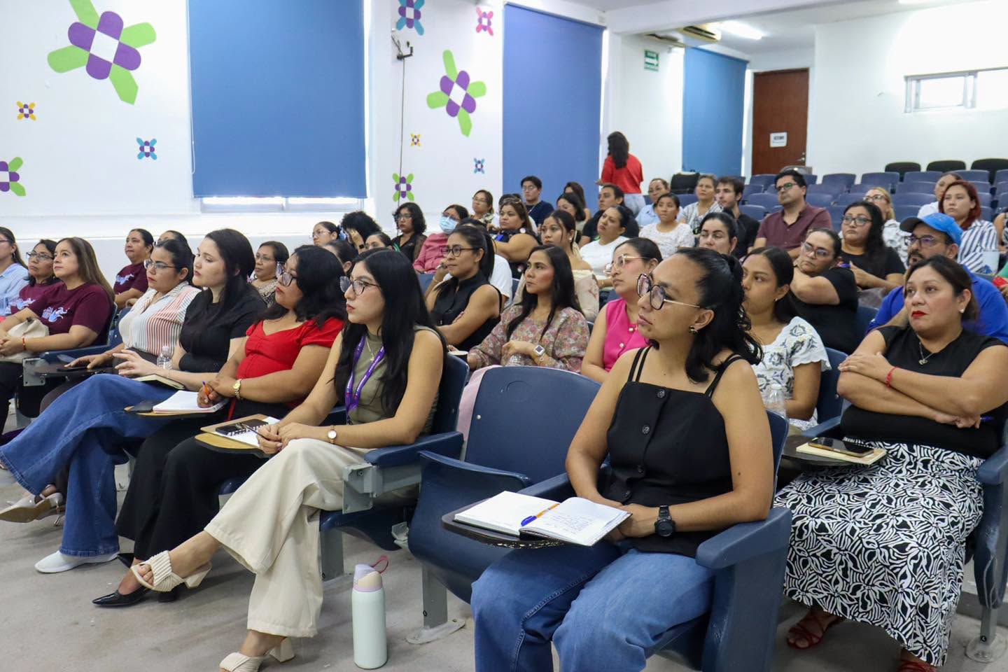 Imagen 1 de la publicación de Línea Abierta Yucatán: Fomentan conocimientos de servidoras y servidores públicos para la atención de personas autistas