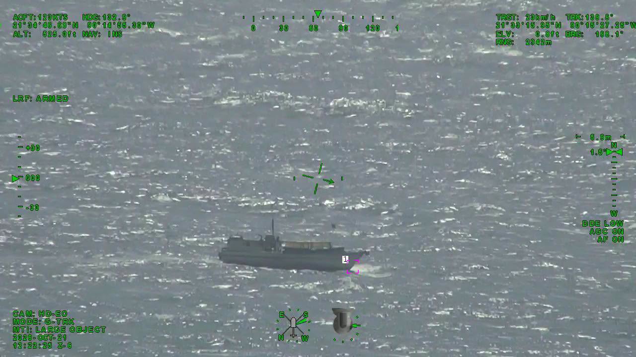 Imagen 8 de la publicación de Línea Abierta Yucatán: SSP MANTIENE BÚSQUEDA POR AIRE Y MAR DE PESCADOR EXTRAVIADO EN CELESTÚN
