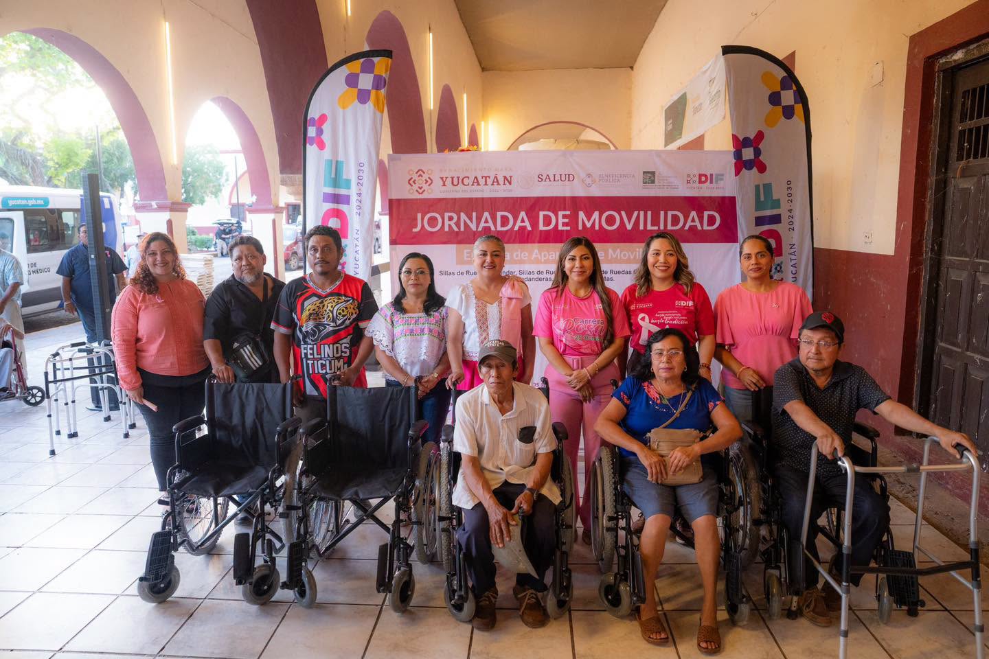 Imagen 6 de la publicación de Línea Abierta Yucatán: Tekax se ilumina de esperanza con la Caminata de Luz del DIF Yucatán