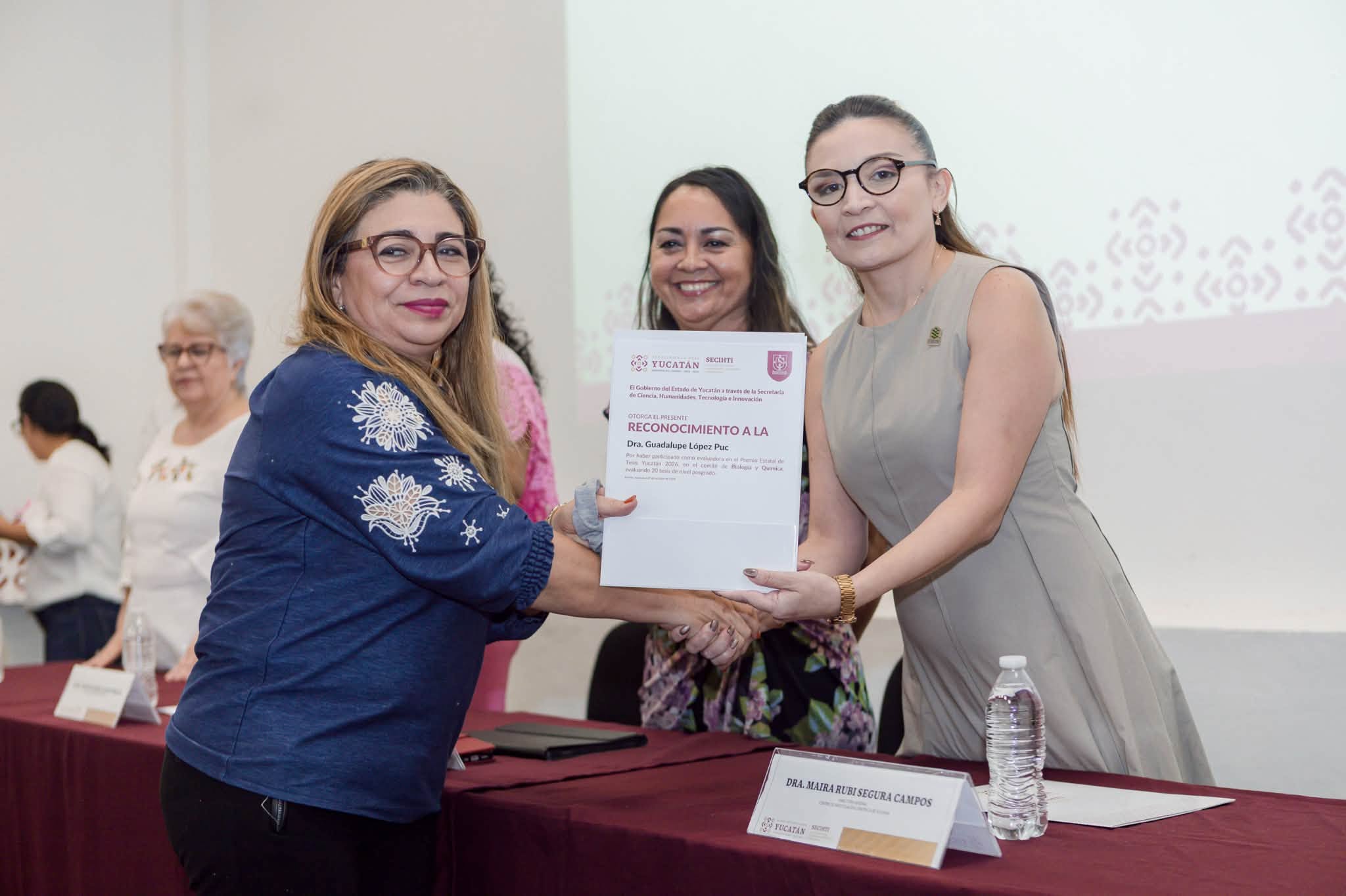 Imagen 5 de la publicación de Línea Abierta Yucatán: Yucatán reconoce talento científico con premios por 232 mil pesos